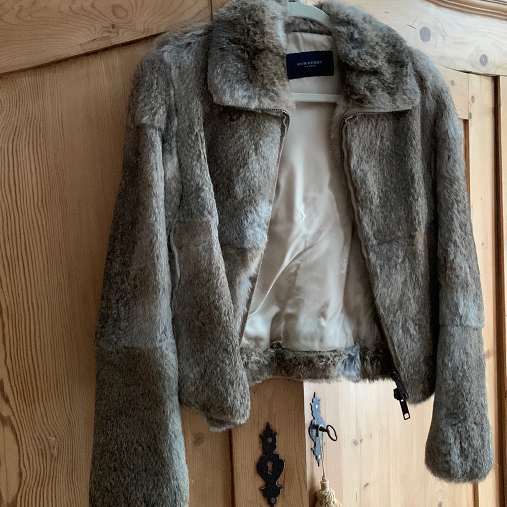 Burberry 🤎 London Cropped Crop Brown Fur Satin Lined Coat Mob Wife Chic 4US 6UK - Picture 3 of 15